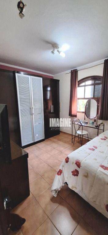 Sobrado à venda com 3 quartos, 310m² - Foto 26