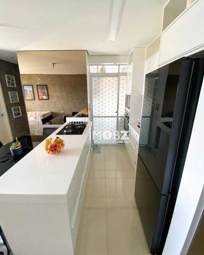 Apartamento à venda com 2 quartos, 56m² - Foto 1