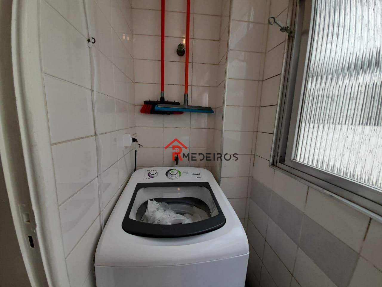 Apartamento à venda com 2 quartos, 55m² - Foto 13