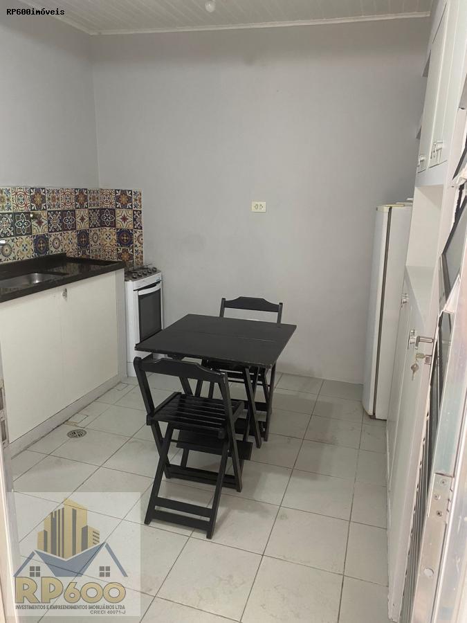 Casa para alugar com 2 quartos, 100m² - Foto 9