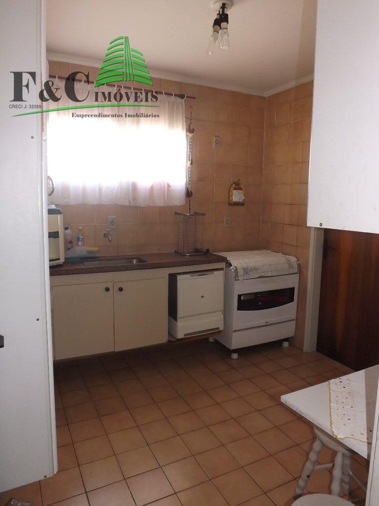 Apartamento à venda com 3 quartos, 90m² - Foto 4