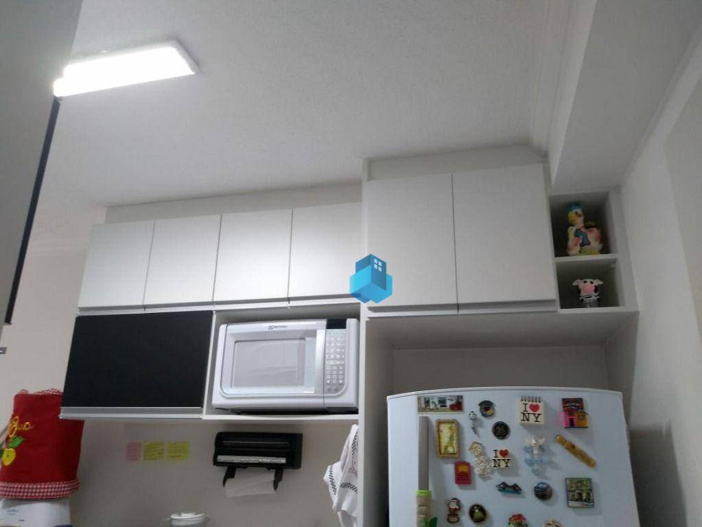 Apartamento à venda com 2 quartos, 49m² - Foto 2