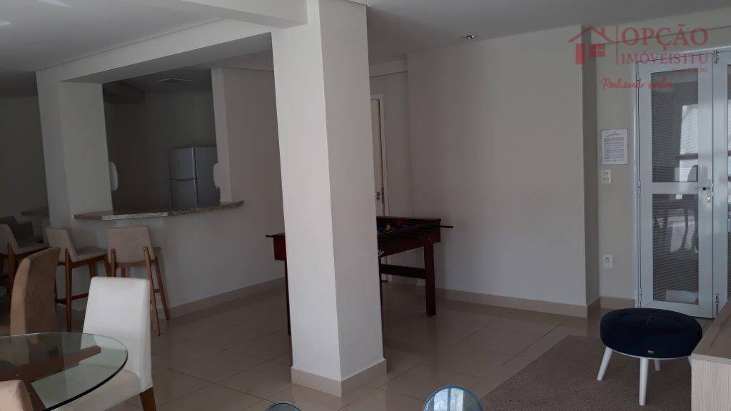 Apartamento para alugar com 2 quartos, 64m² - Foto 21