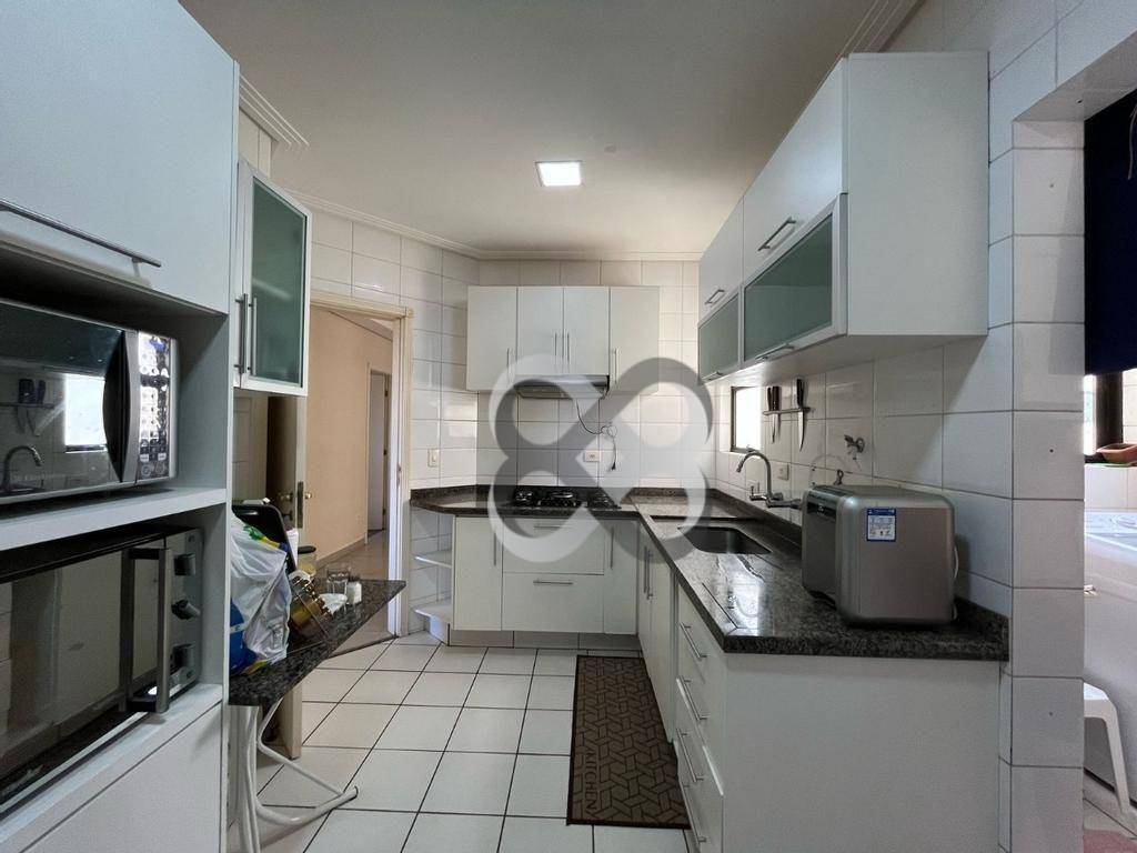 Apartamento à venda e aluguel com 3 quartos, 110m² - Foto 21