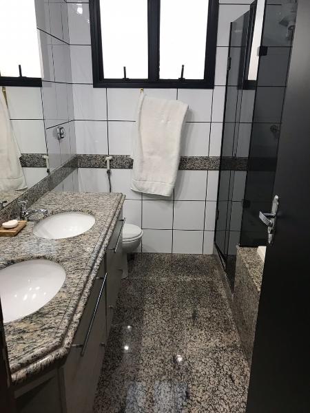 Apartamento à venda com 3 quartos, 180m² - Foto 14