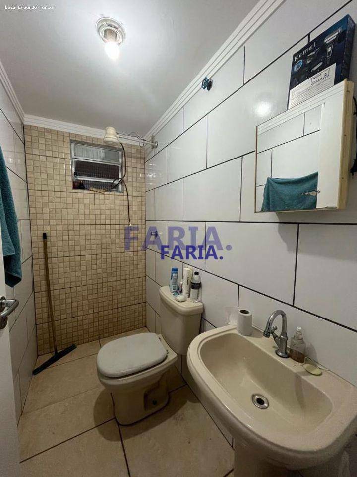 Casa à venda com 3 quartos, 120m² - Foto 9