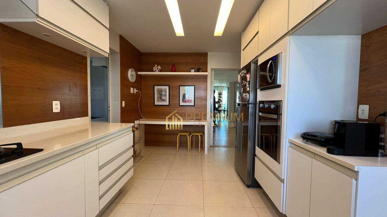 Apartamento à venda com 4 quartos, 259m² - Foto 31