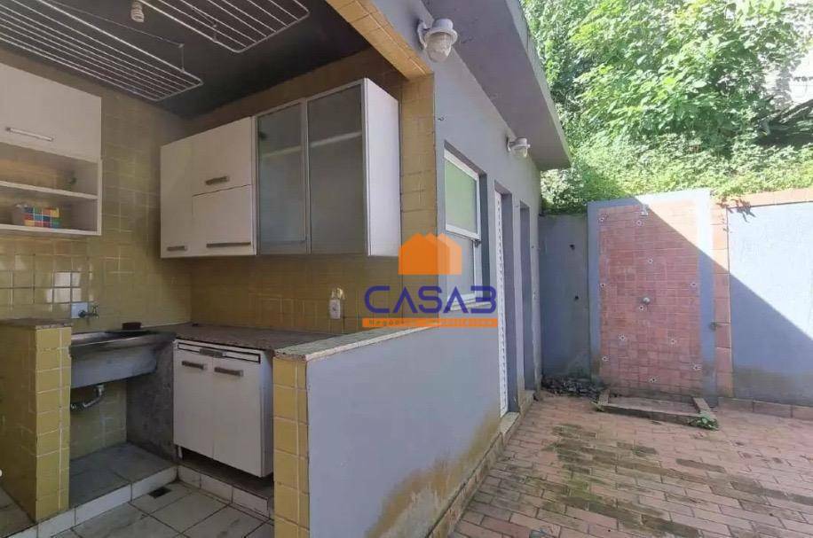 Casa de Condomínio à venda com 3 quartos, 245m² - Foto 5