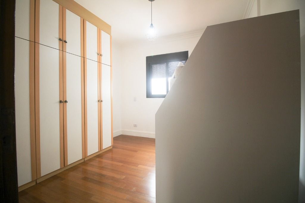 Apartamento para alugar com 2 quartos, 80m² - Foto 41