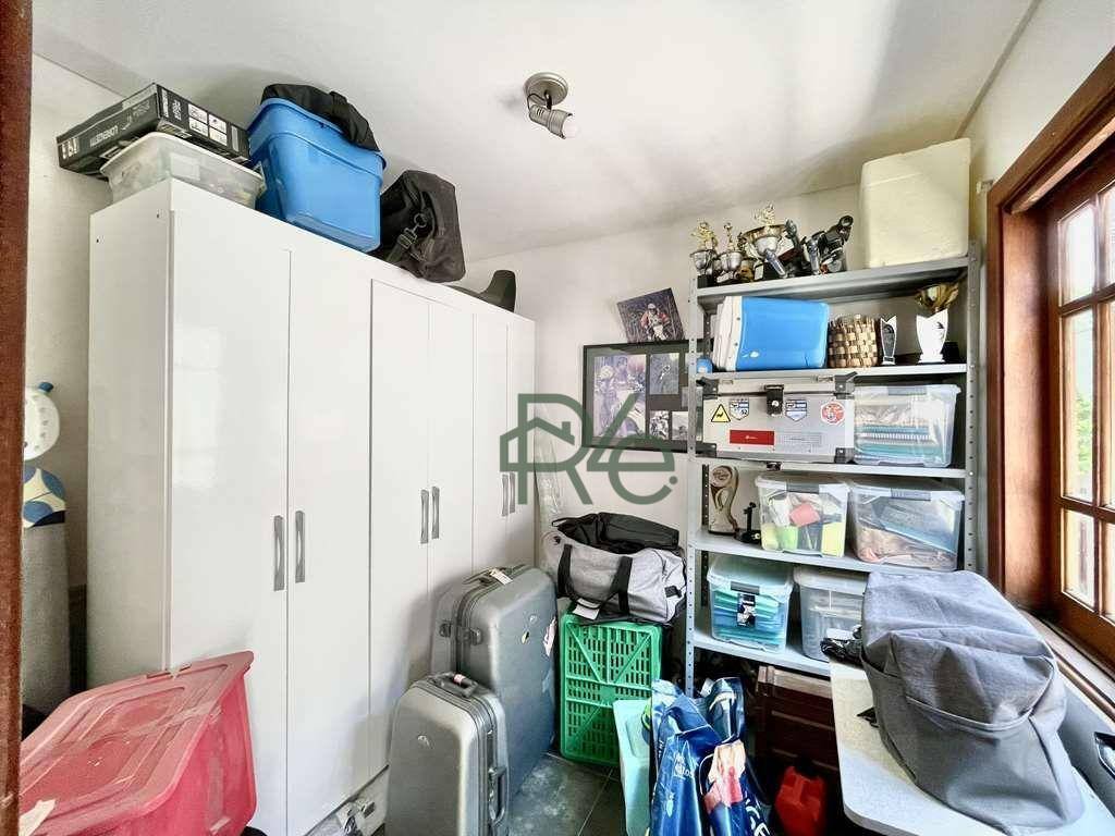 Casa de Condomínio à venda com 3 quartos, 319m² - Foto 16