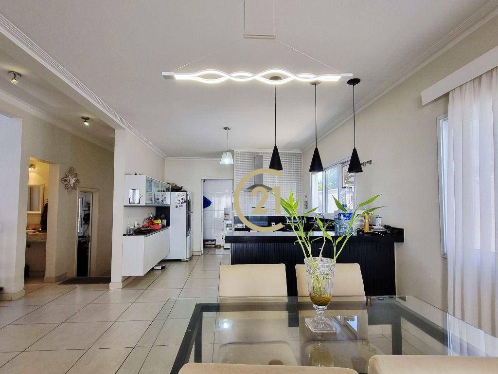 Casa de Condomínio à venda com 3 quartos, 260m² - Foto 8