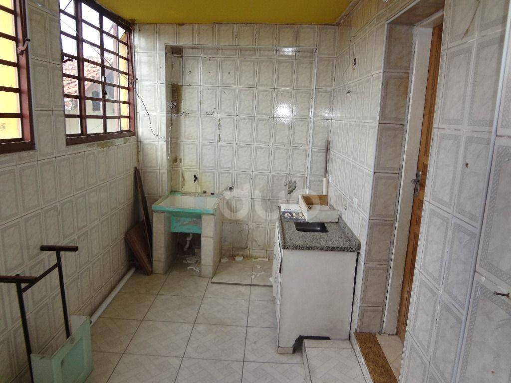 Casa à venda com 2 quartos, 100m² - Foto 22