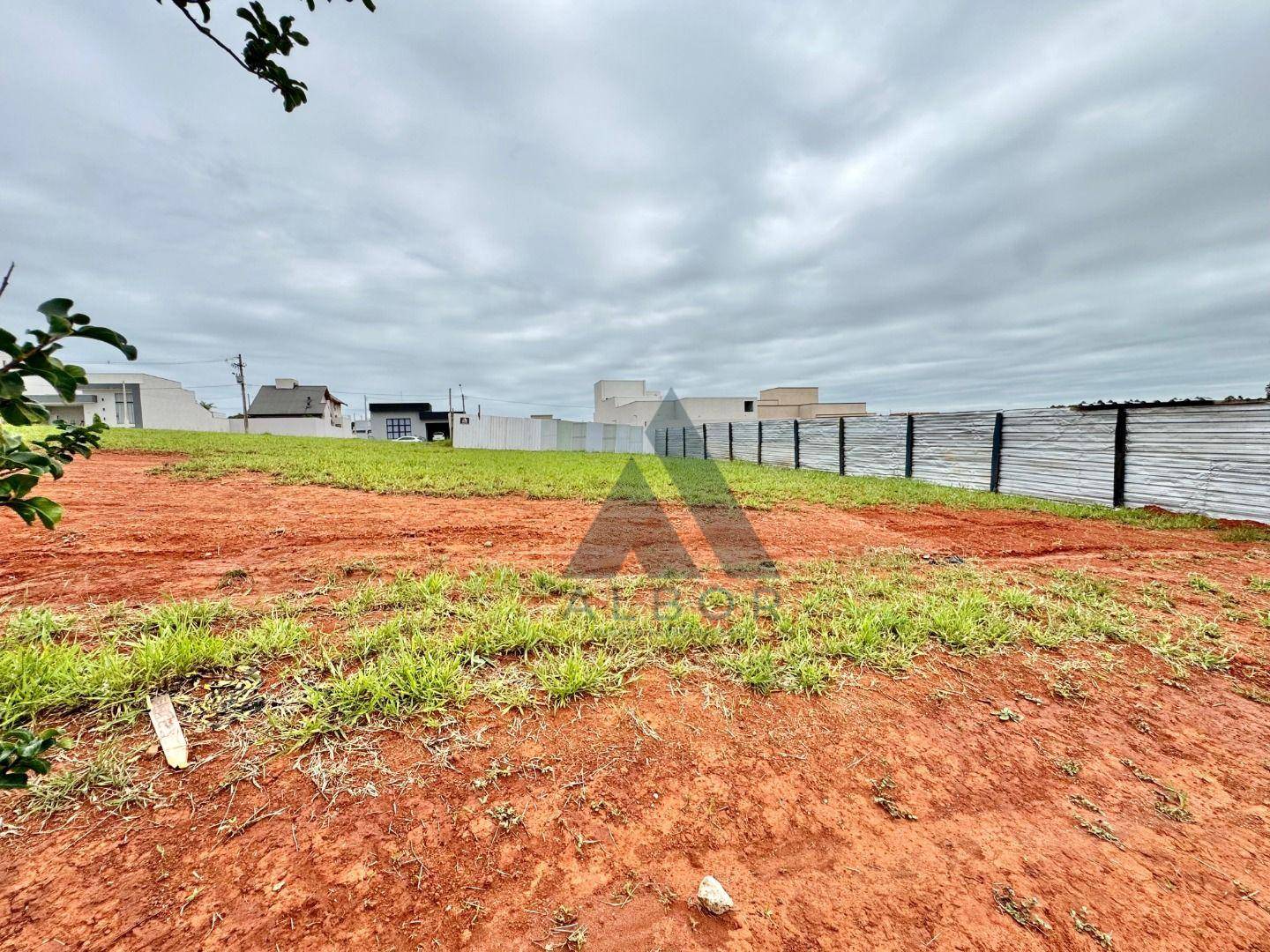 Loteamento e Condomínio, 360 m² - Foto 1