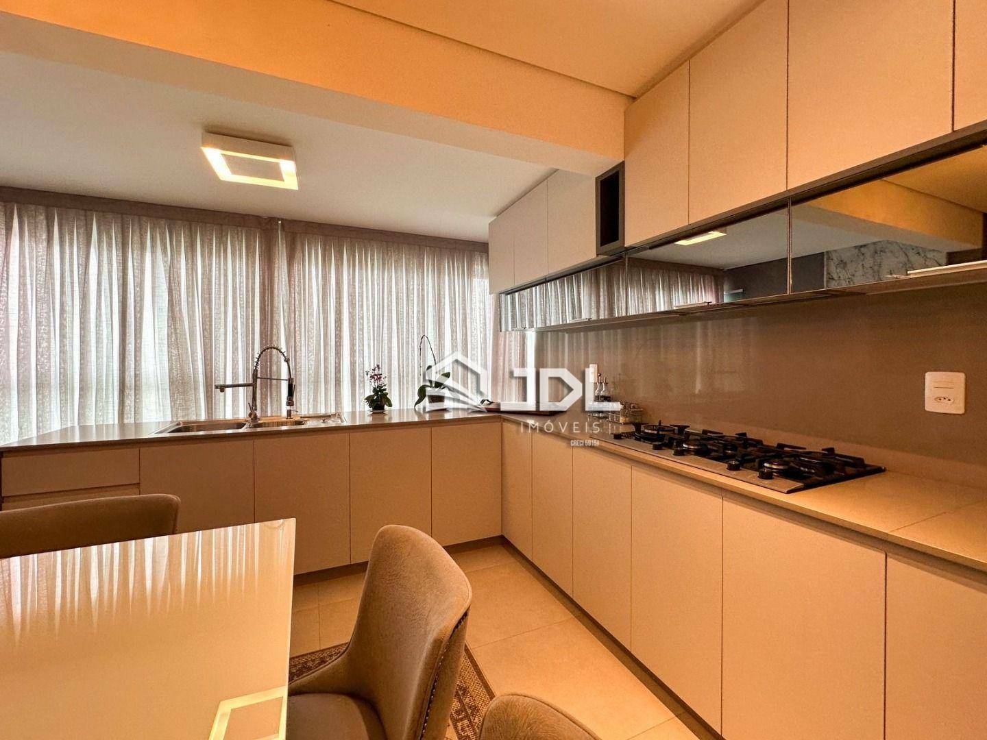 Apartamento à venda com 2 quartos, 85m² - Foto 7