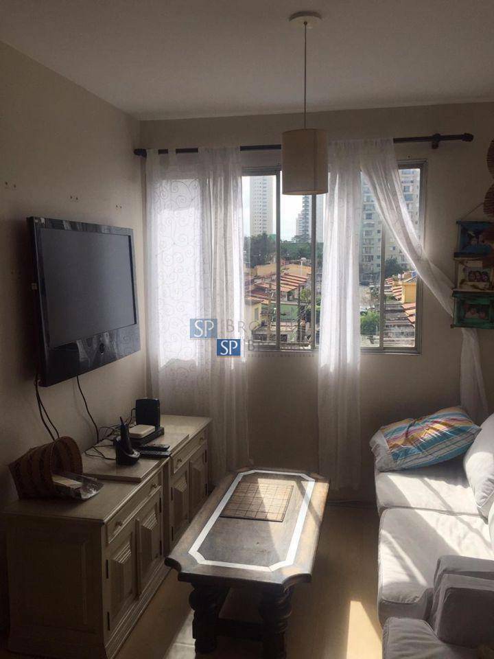 Apartamento à venda com 2 quartos, 70m² - Foto 2