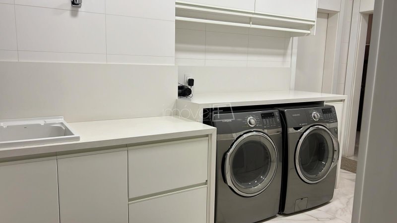 Apartamento à venda com 4 quartos, 76m² - Foto 2