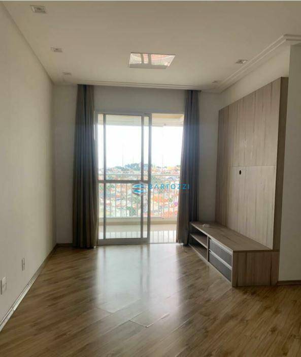 Apartamento à venda com 2 quartos, 83m² - Foto 3