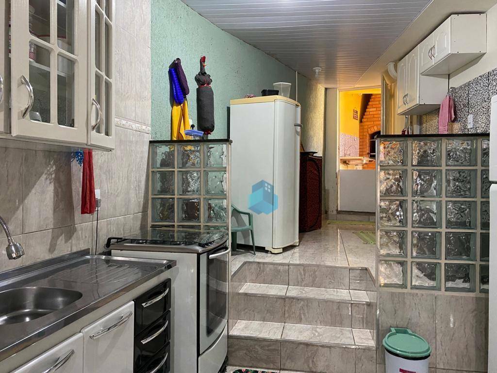 Casa à venda e aluguel com 3 quartos, 160m² - Foto 12