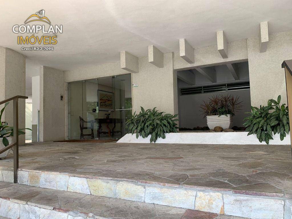 Apartamento à venda com 2 quartos, 75m² - Foto 3