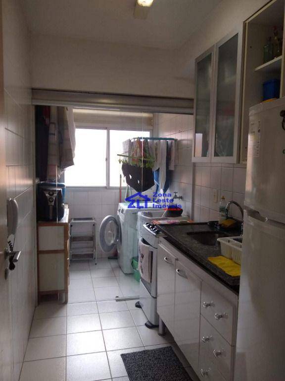 Apartamento à venda com 2 quartos, 50m² - Foto 18