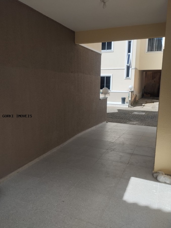 Casa à venda com 2 quartos, 60m² - Foto 34