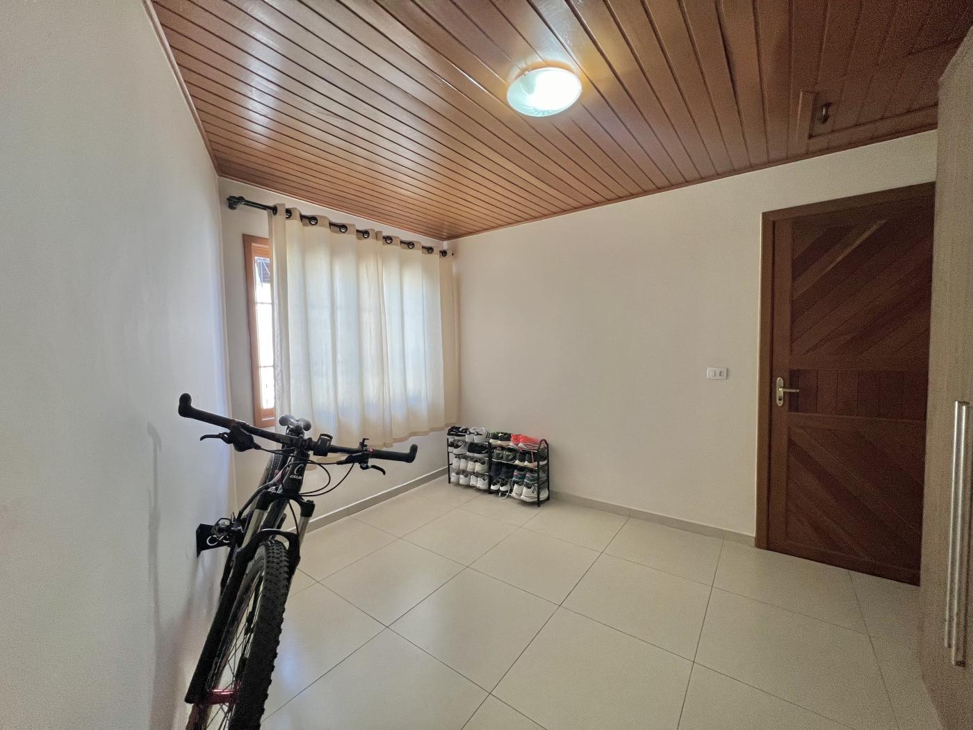 Casa à venda com 4 quartos, 185m² - Foto 34