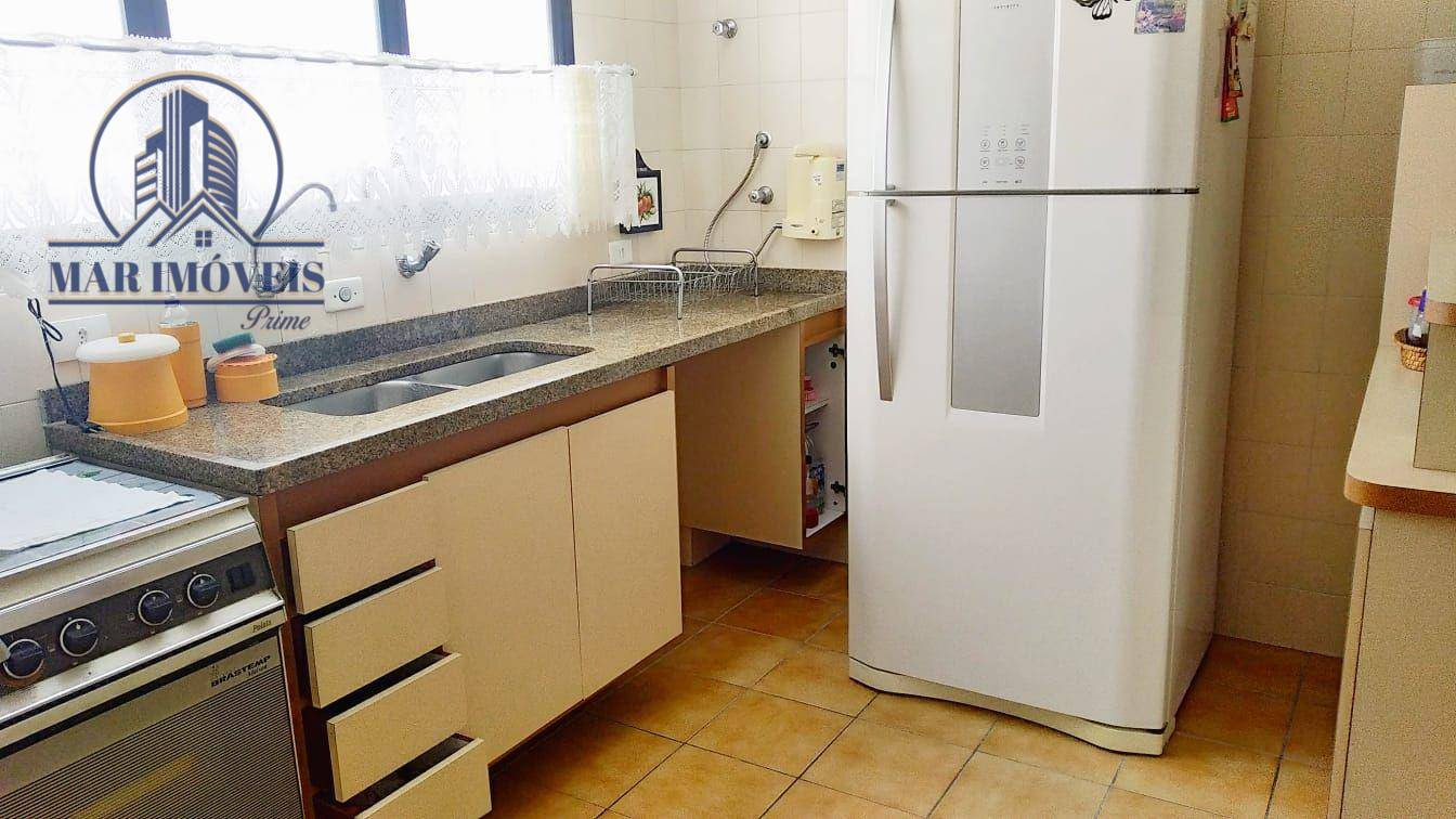 Apartamento à venda com 3 quartos, 150m² - Foto 11