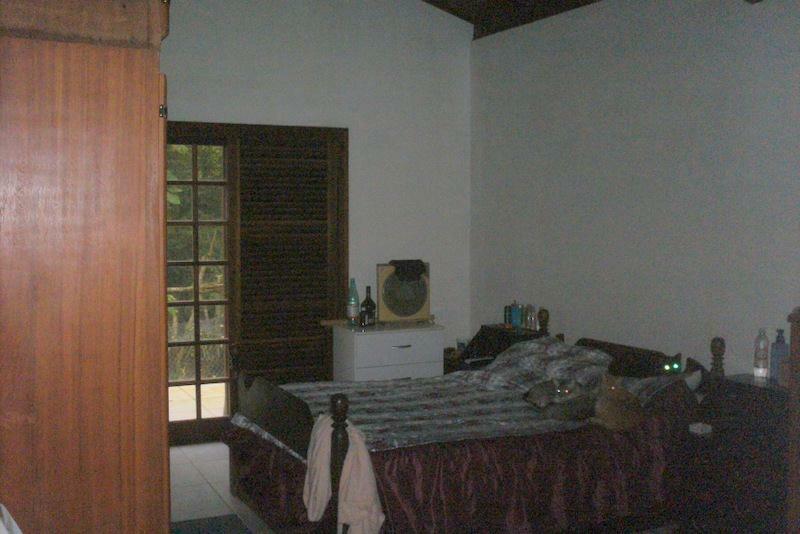 Casa de Condomínio à venda com 3 quartos, 350m² - Foto 17