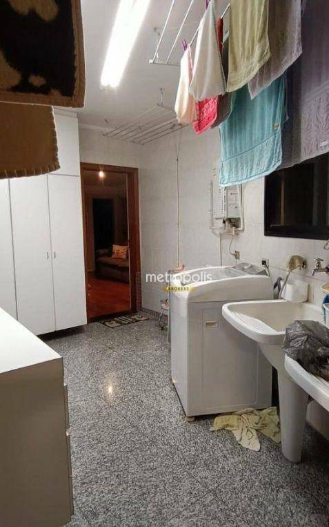 Apartamento à venda com 4 quartos, 200m² - Foto 28