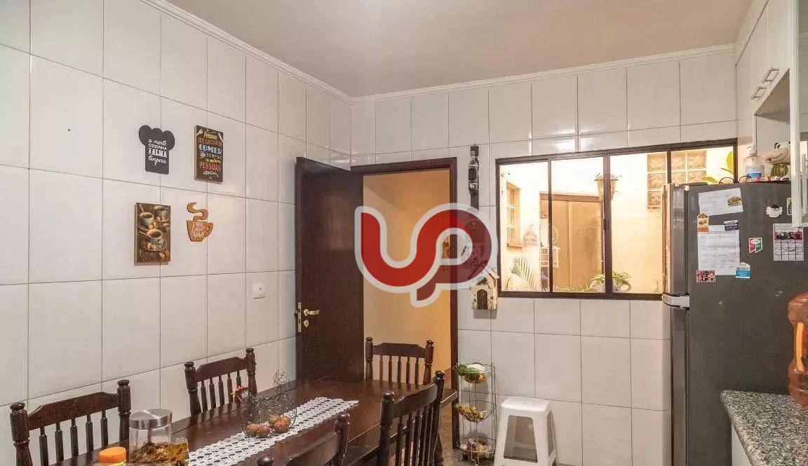 Sobrado à venda com 3 quartos, 150m² - Foto 5