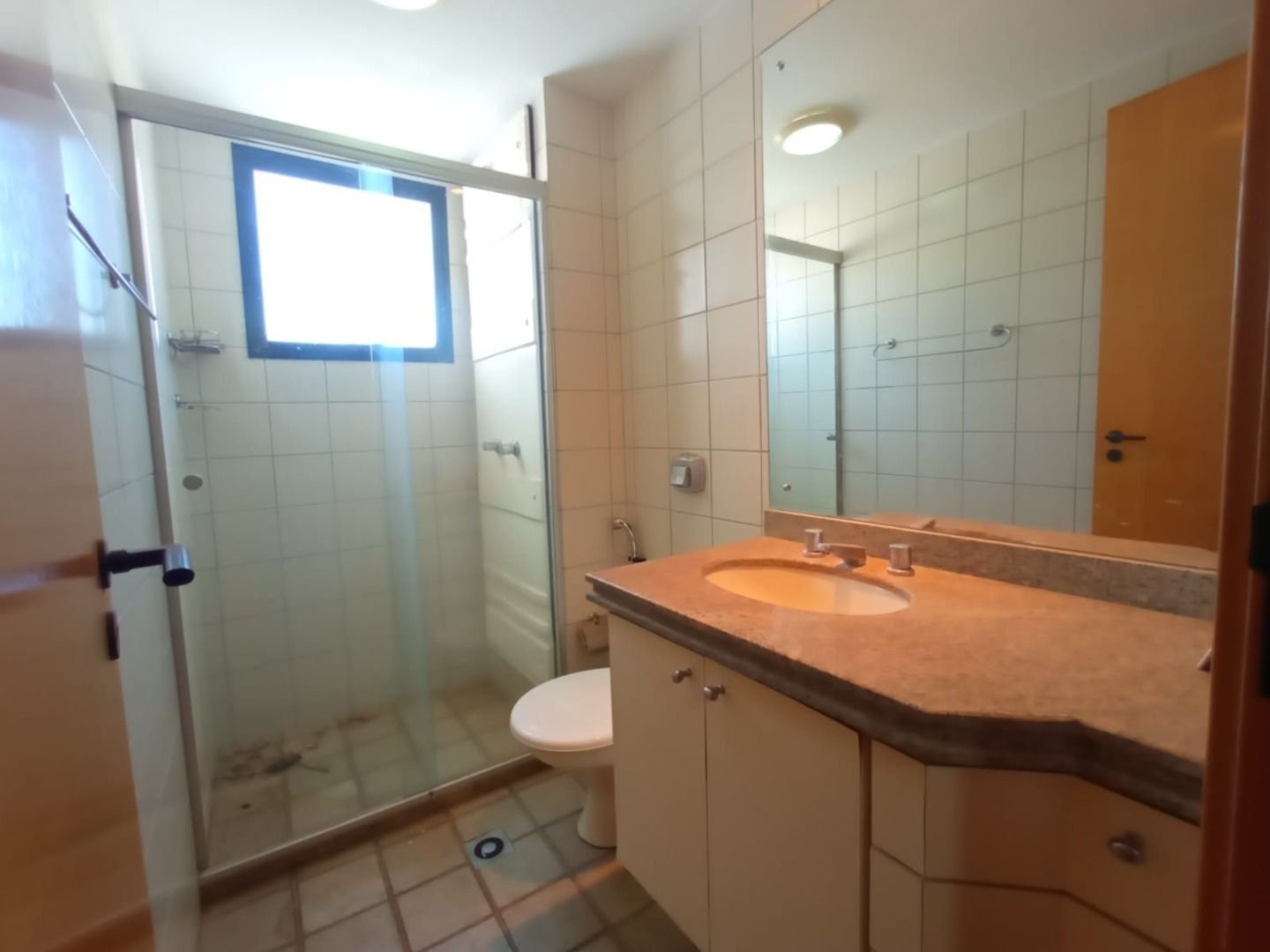 Apartamento para alugar com 3 quartos, 140m² - Foto 8