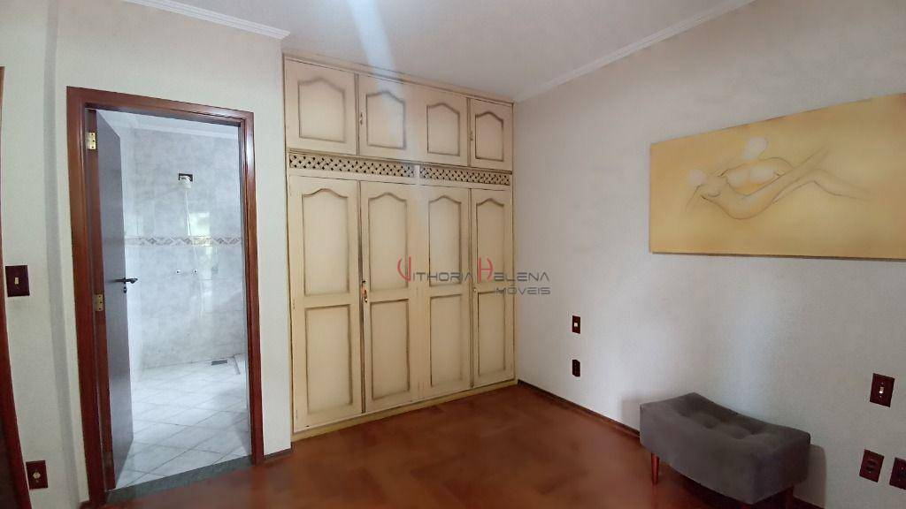 Casa para alugar com 3 quartos, 260m² - Foto 42