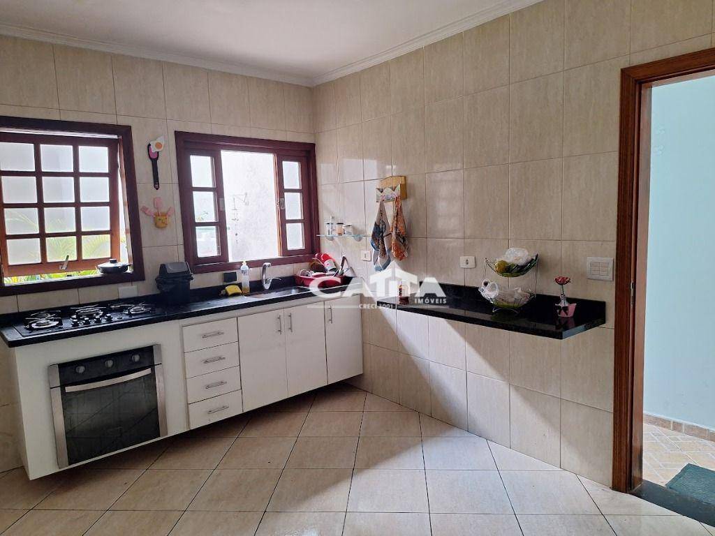 Sobrado à venda e aluguel com 2 quartos, 100m² - Foto 7