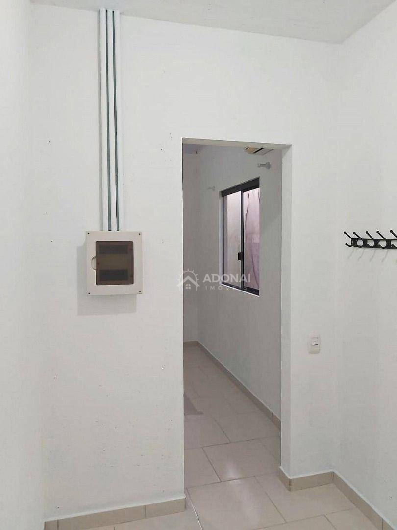 Casa à venda com 2 quartos, 140m² - Foto 15