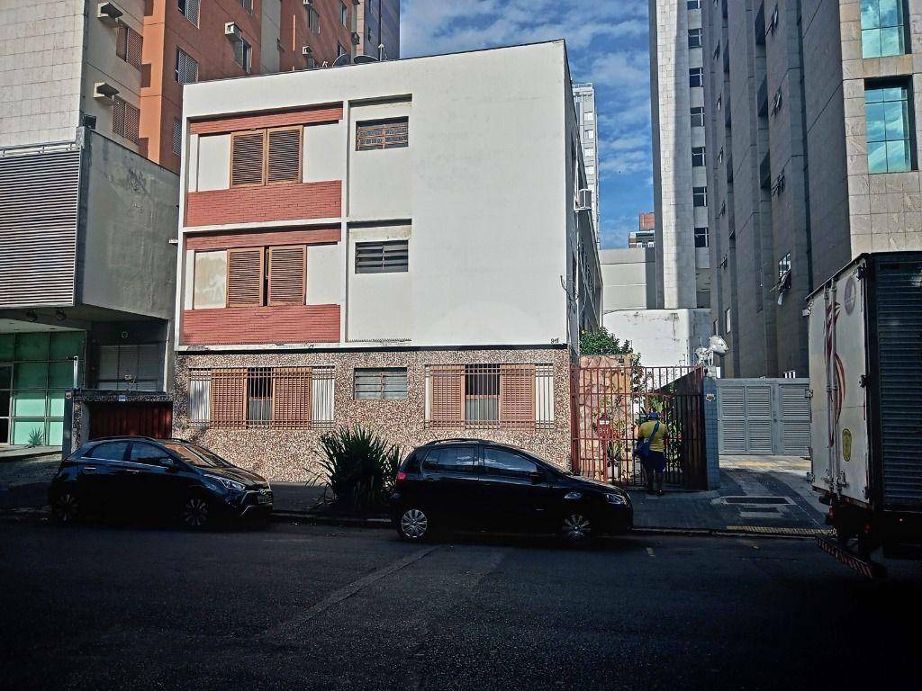 Apartamento à venda com 3 quartos, 140m² - Foto 1