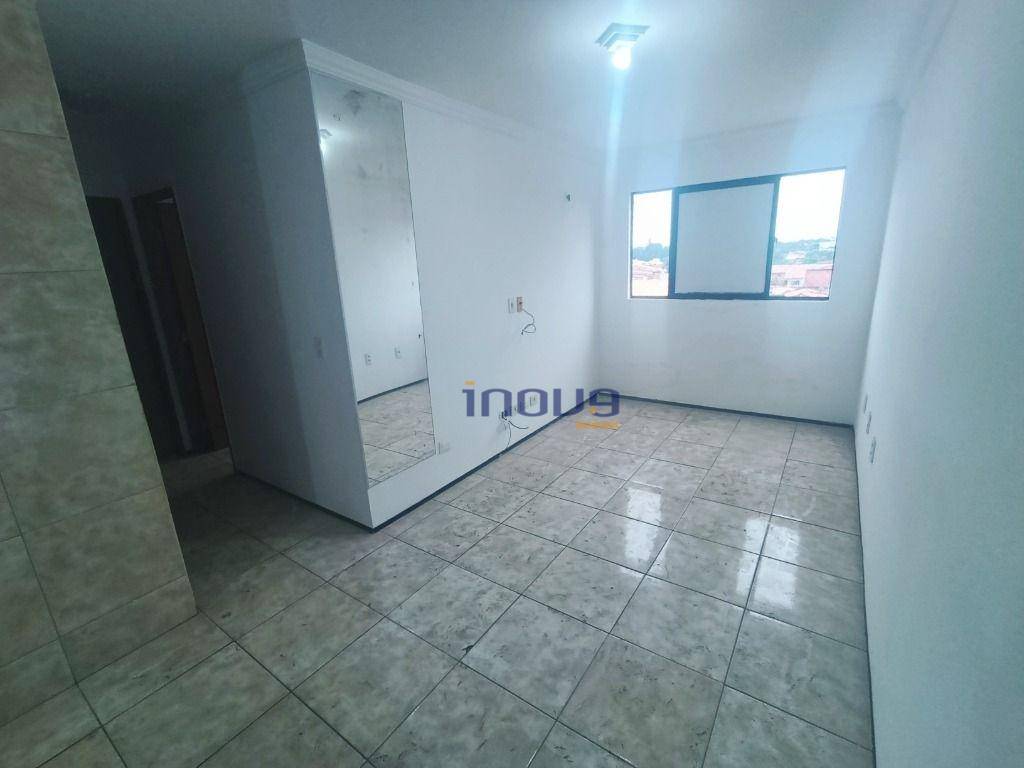 Apartamento para alugar com 3 quartos, 65m² - Foto 9