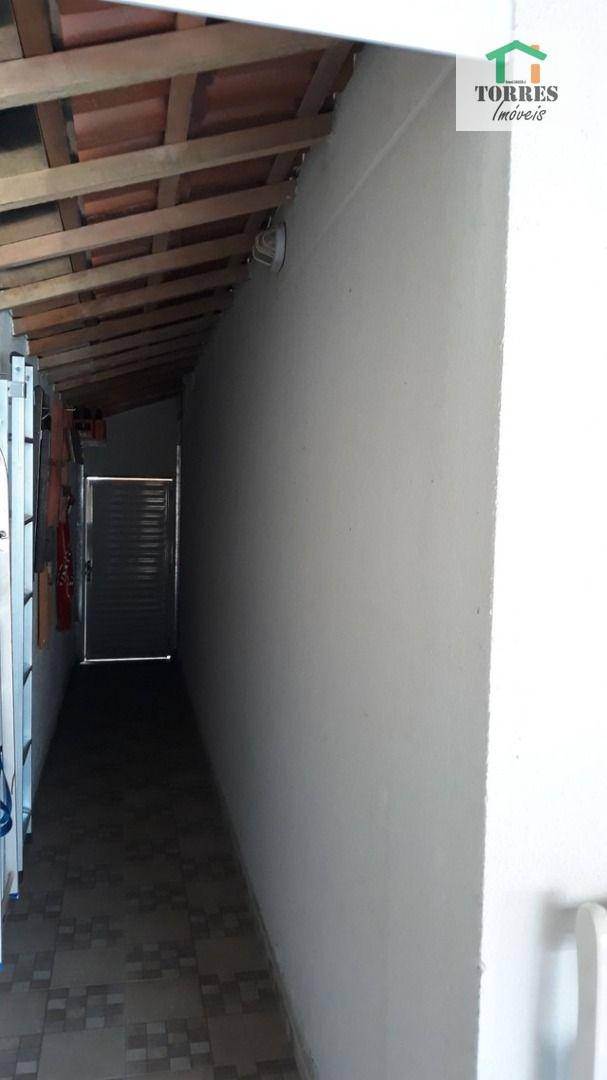 Sobrado à venda com 2 quartos, 60m² - Foto 20