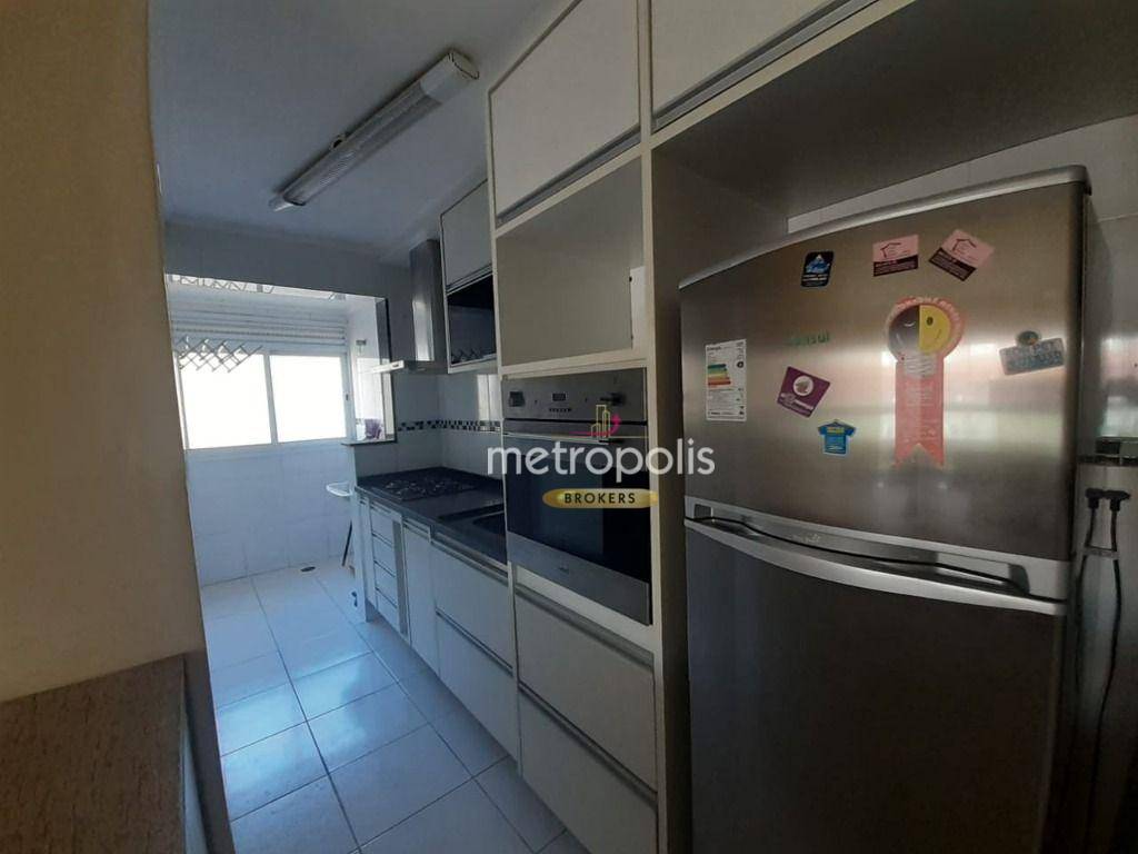 Apartamento à venda com 2 quartos, 70m² - Foto 4