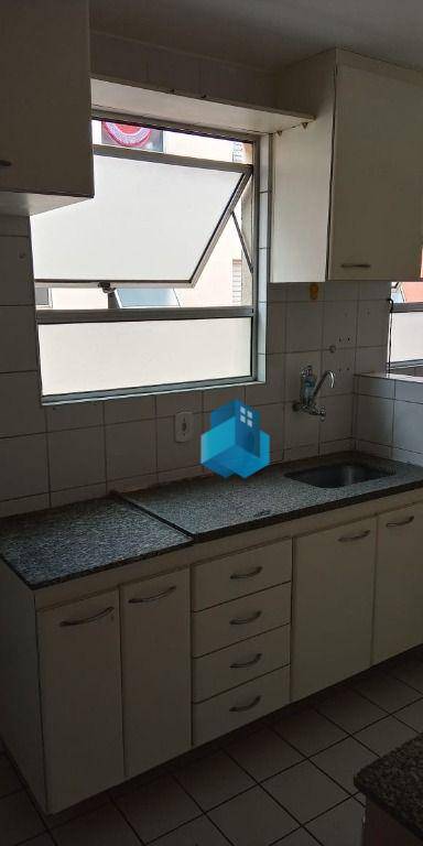 Apartamento à venda com 2 quartos, 55m² - Foto 18