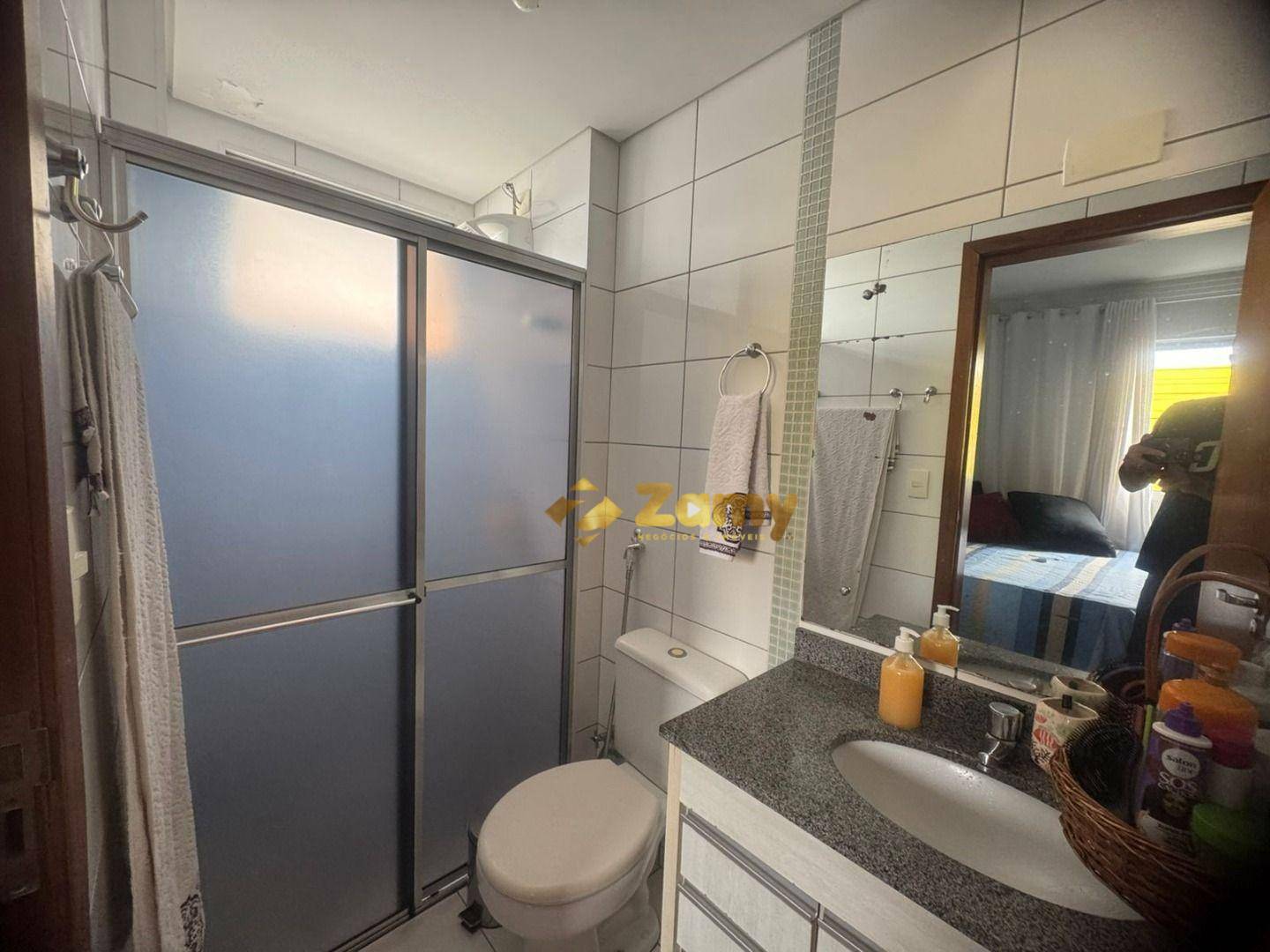 Apartamento à venda com 3 quartos, 71m² - Foto 2