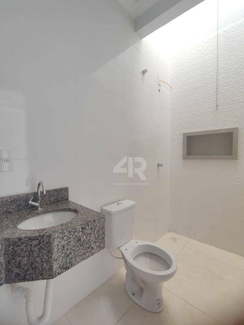 Casa à venda com 2 quartos, 59m² - Foto 12