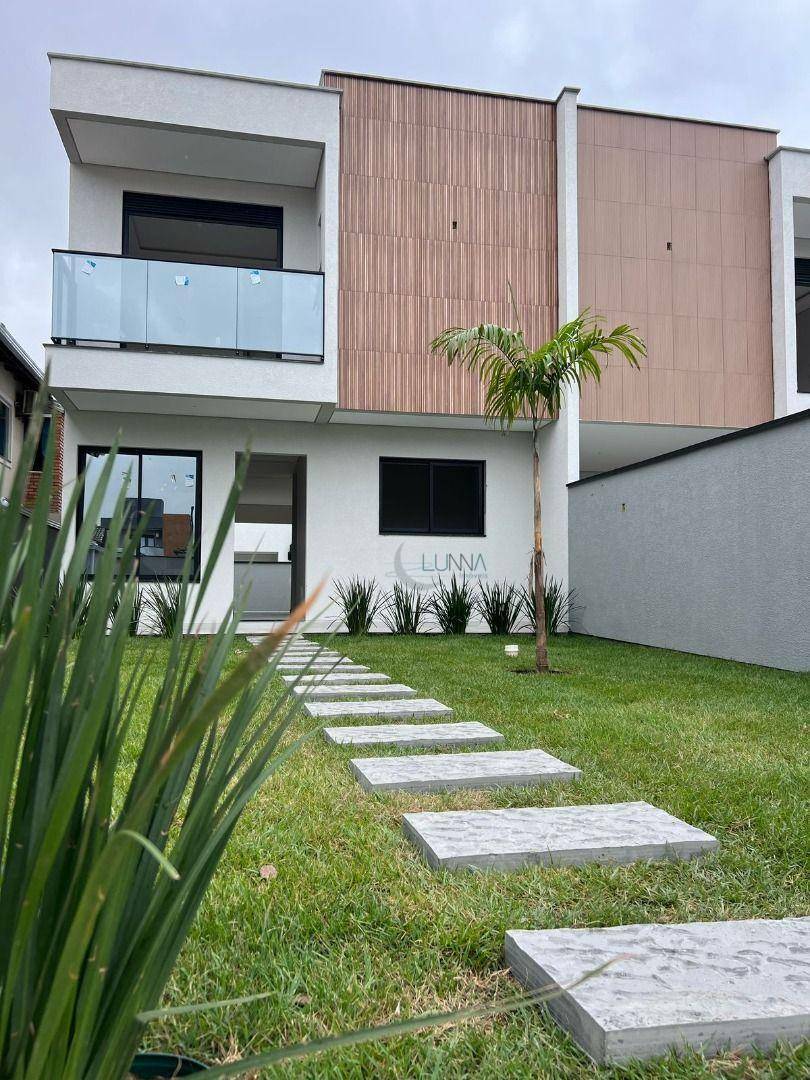 Casa à venda com 3 quartos, 123m² - Foto 1