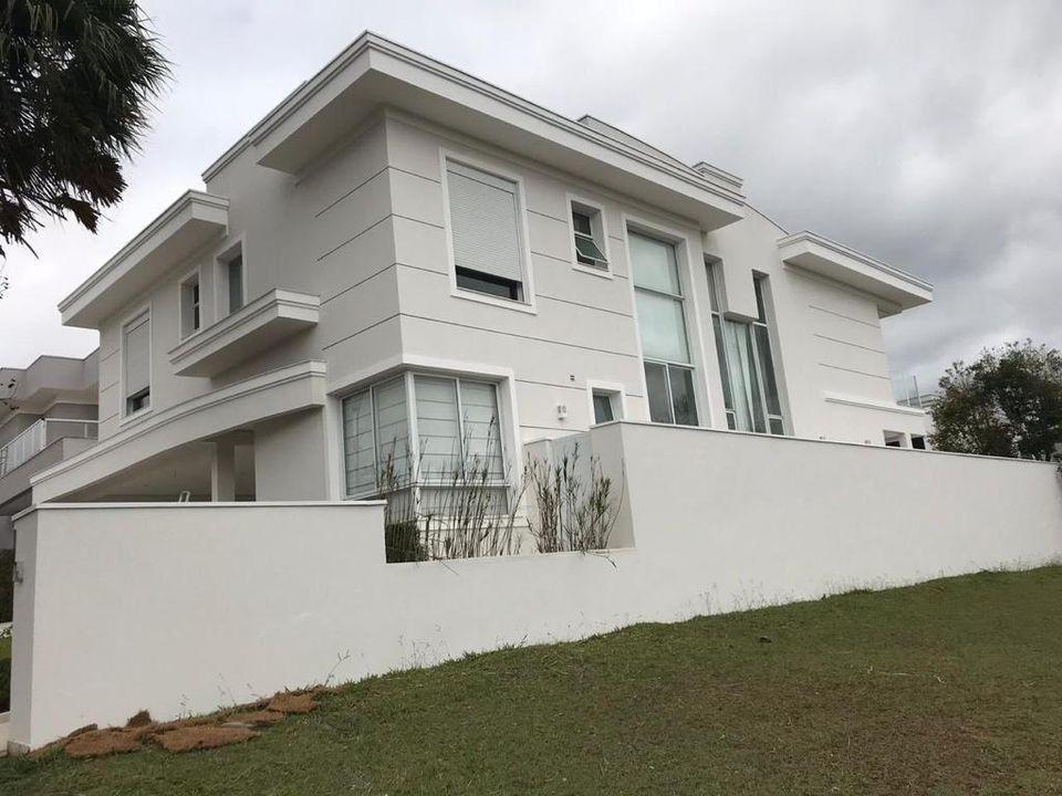 Casa de Condomínio para alugar com 5 quartos, 445m² - Foto 3