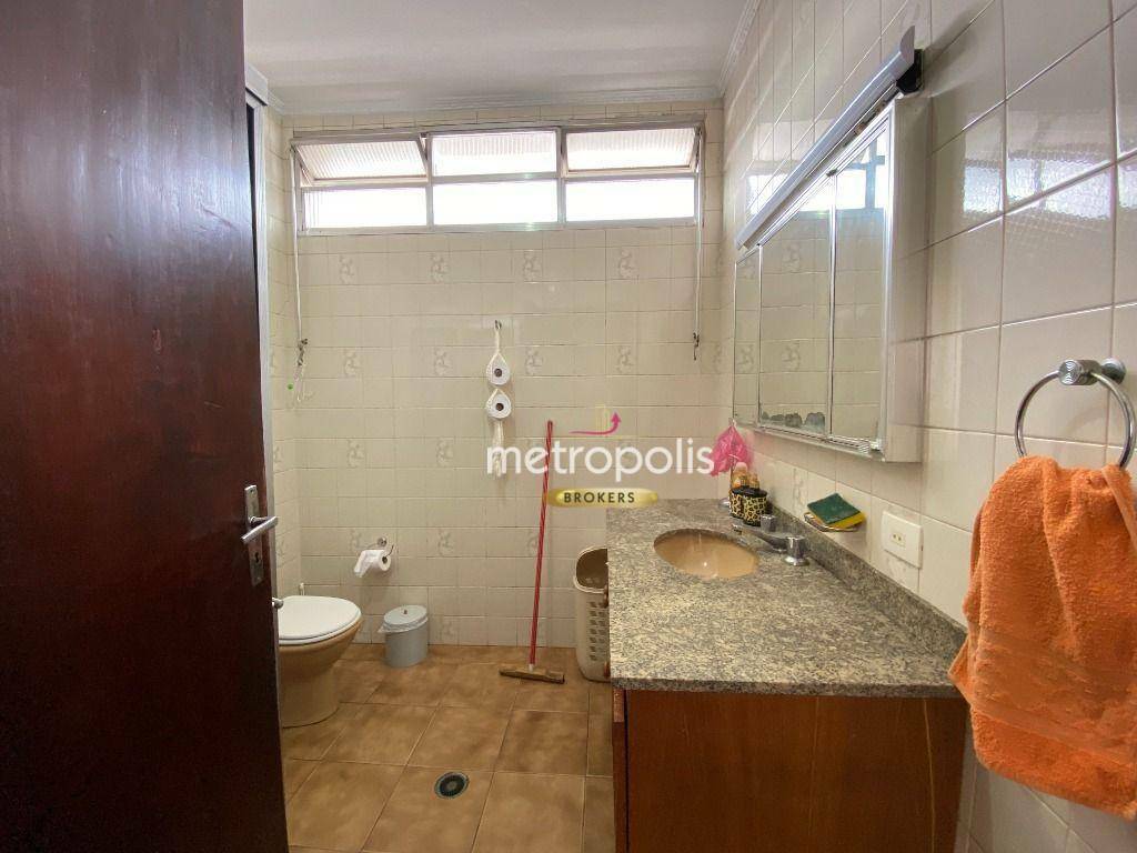 Sobrado à venda com 3 quartos, 250m² - Foto 30