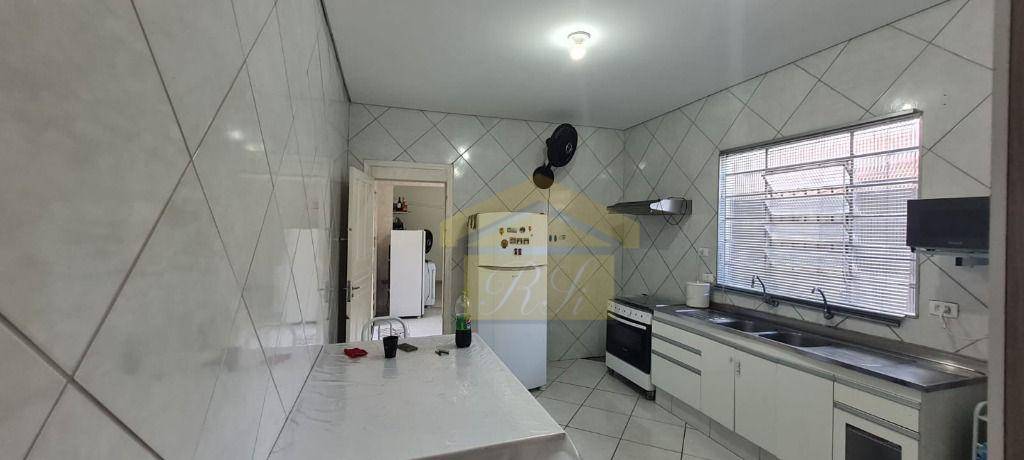 Casa à venda com 3 quartos, 140m² - Foto 2