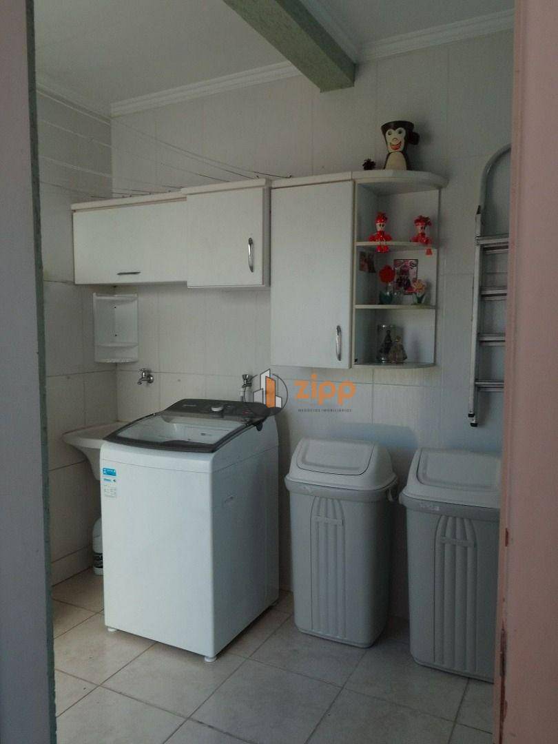 Sobrado à venda com 3 quartos, 238m² - Foto 15