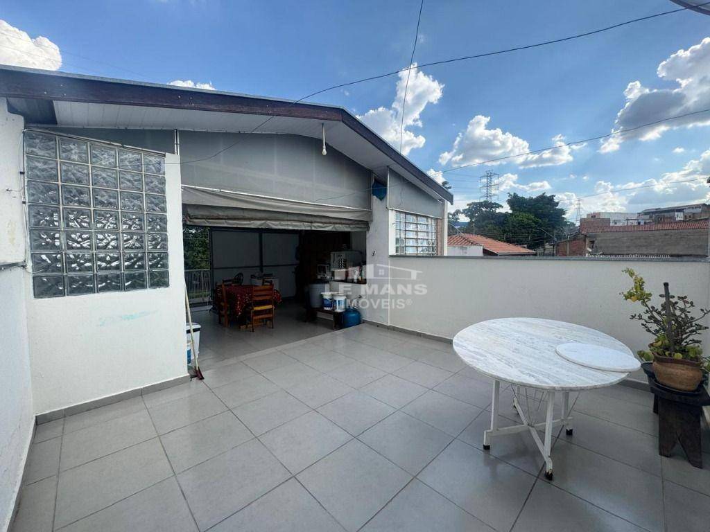 Casa à venda com 3 quartos, 195m² - Foto 7