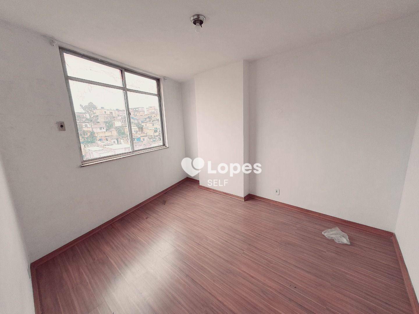 Apartamento à venda com 2 quartos, 77m² - Foto 5