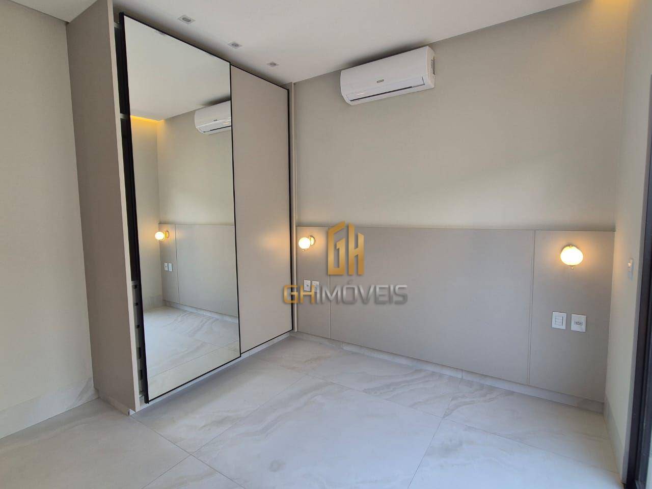 Casa à venda com 4 quartos, 230m² - Foto 52