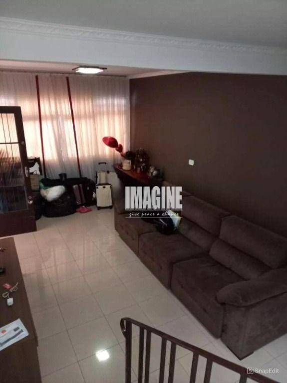 Sobrado à venda com 2 quartos, 180m² - Foto 2